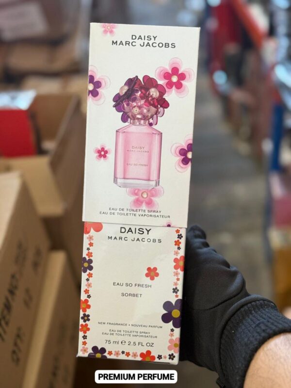 Aftershave/Perfumes - Image 51