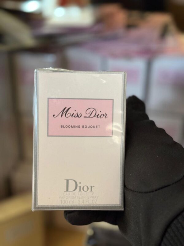 Aftershave/Perfumes - Image 10