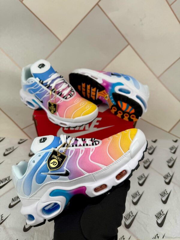 TNs - Ladies - Image 9
