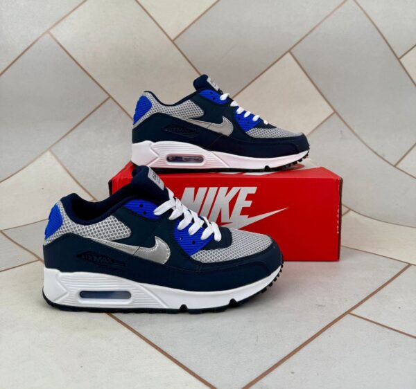 90's Men trainers - Image 5