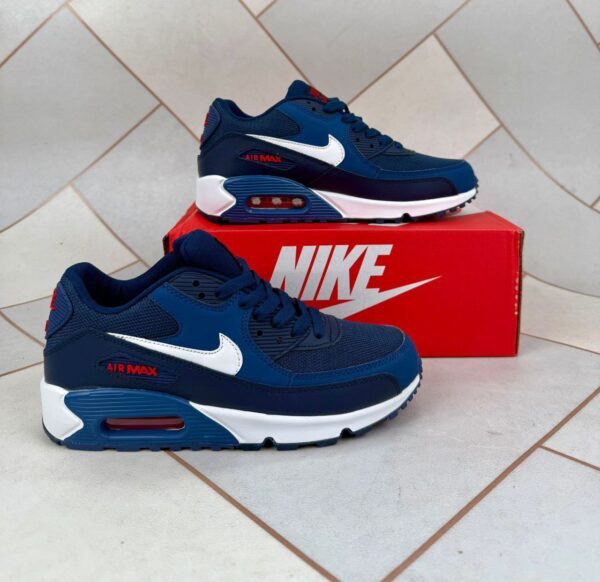90's Men trainers - Image 4