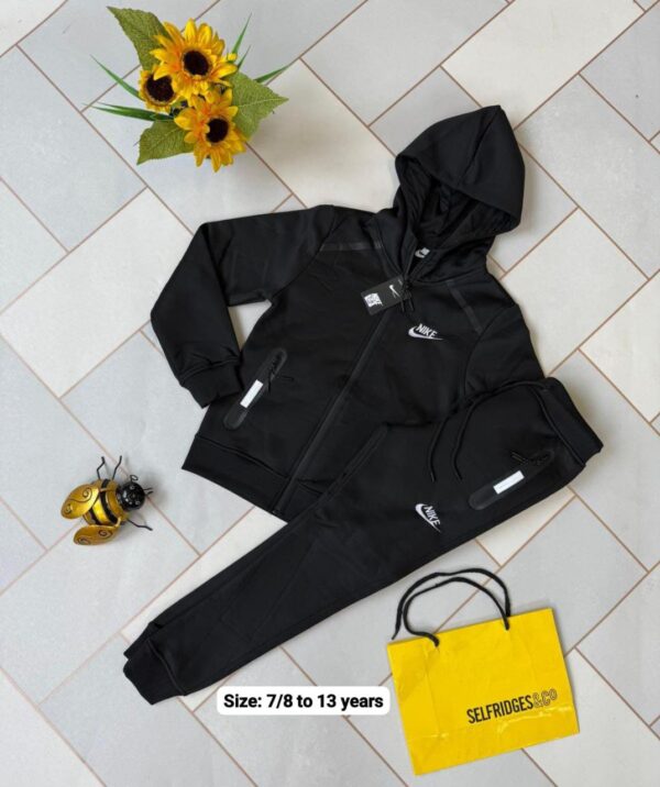 Nlke kids tracksuit - Image 2
