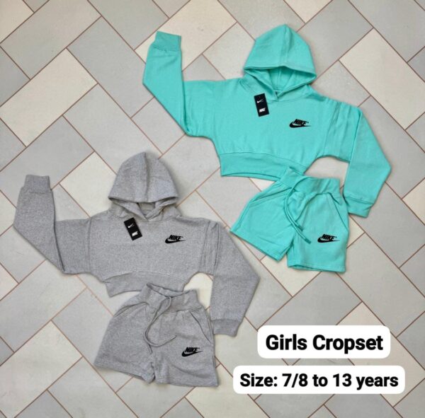 Nlke Hoodied Girls Crop & shorts set