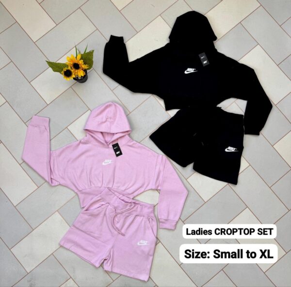 Nlke Ladies Hoodied Shortset