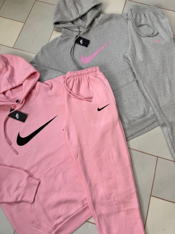 Nlke Ladies Tracksuit - Image 3
